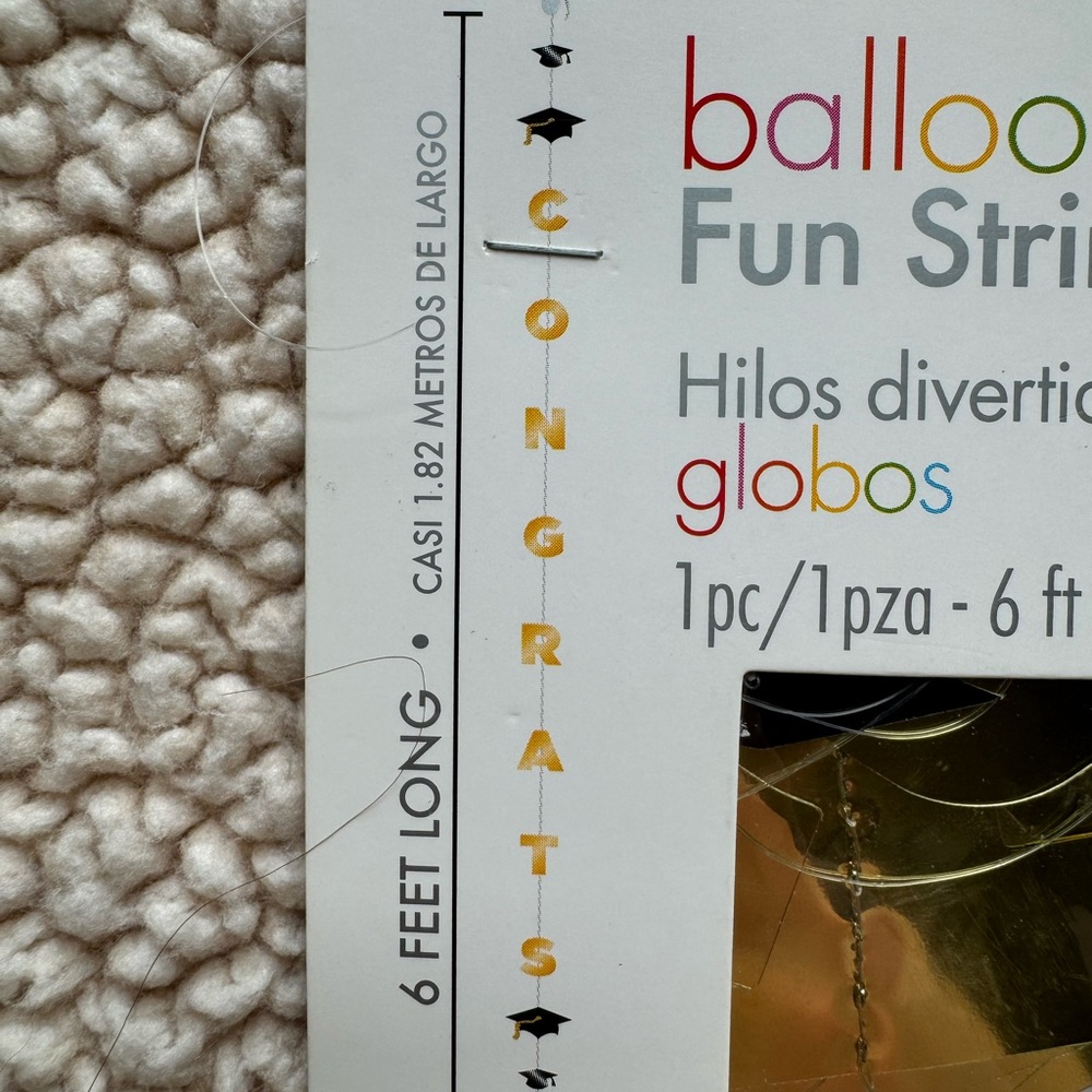 Balloon Fun String- Congrats Grad balloon string - Picture 3 of 4